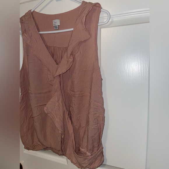A New Day Light Pink Ruffle Sleeveless Top size X-Large v neck snap blush blouse - Picture 5 of 15
